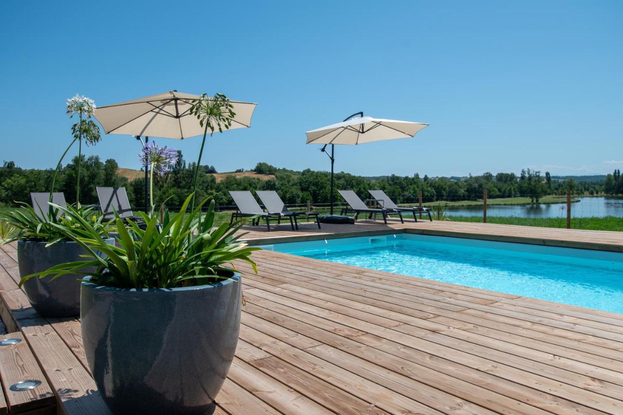 La Villa Face Au Lac Saramon Екстериор снимка
