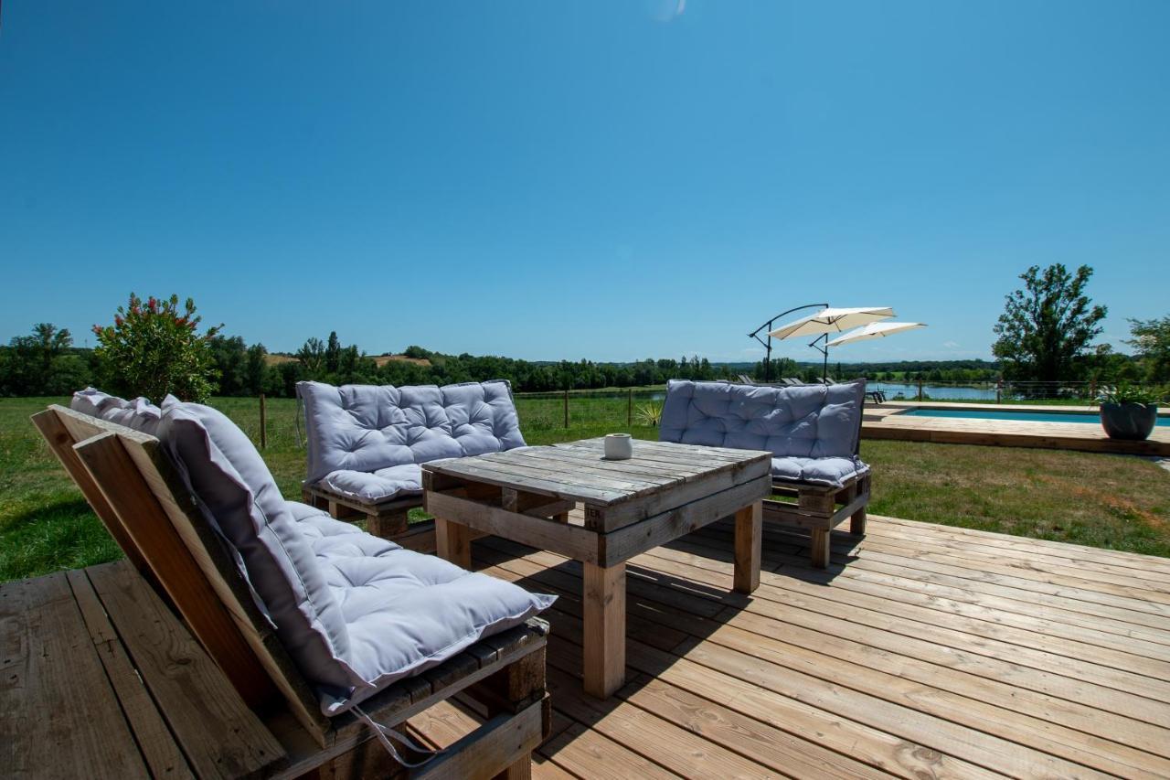 La Villa Face Au Lac Saramon Екстериор снимка